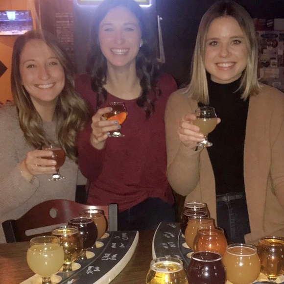 Meet your Posher, Jenny! - Picture 2 of 5